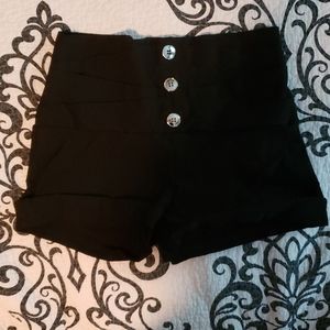 🍭 (4/$15) 🍭  Stetchy black "dress" shorts